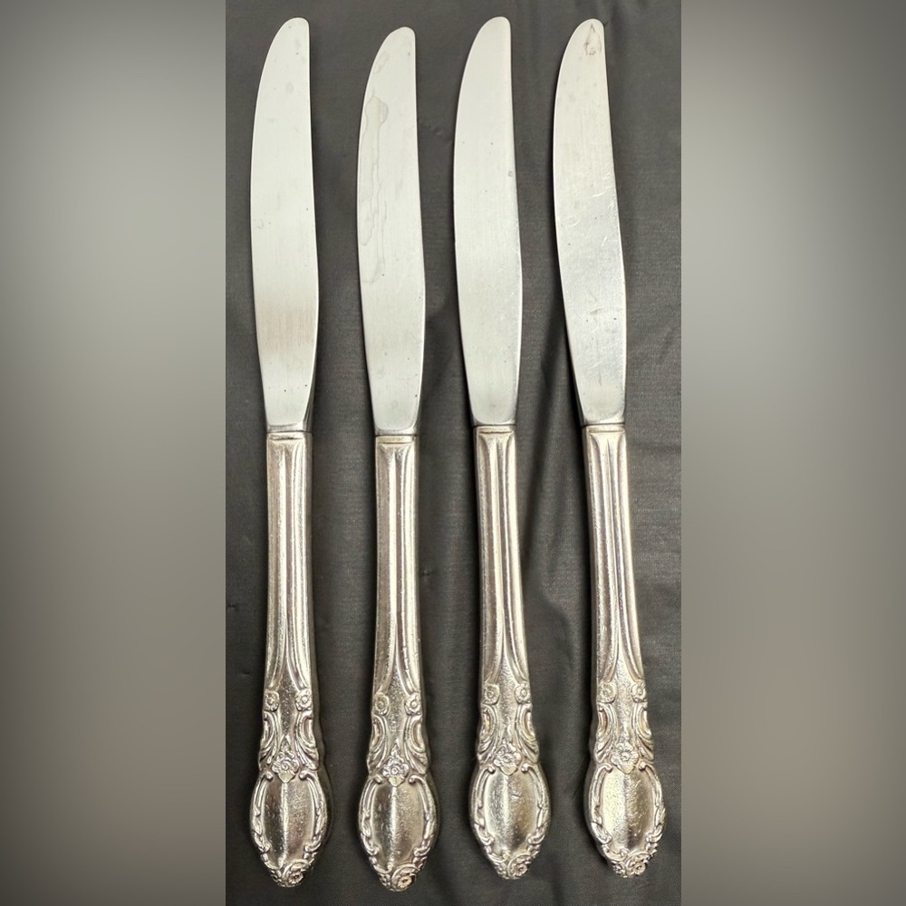 Vintage ONEIDA SILVER Park Lane-Chatelaine-Dowry (Silverplate) Lot of 4 Knives